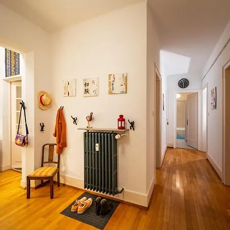 Large In Apartment *